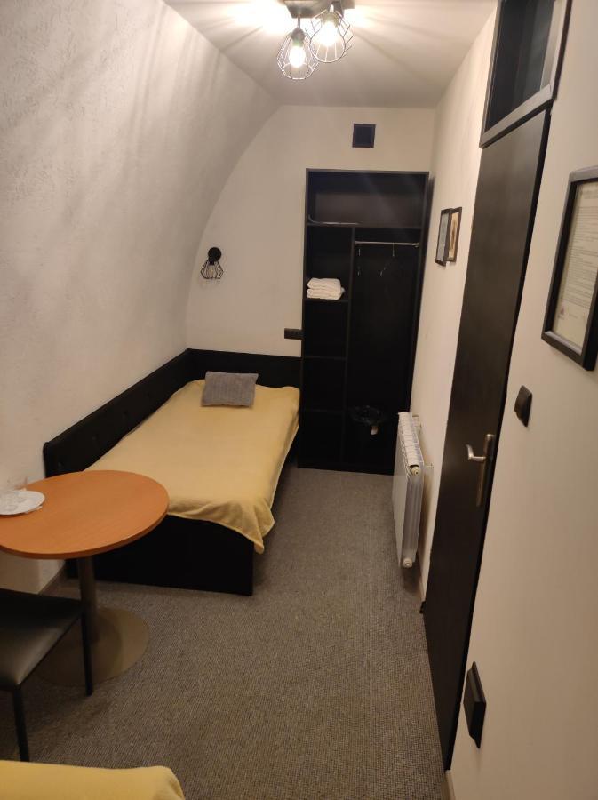 Hostel Twierdza Toruń - Iv *